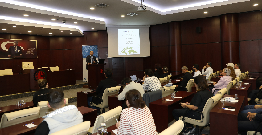 İŞLETMELER İÇİN SÜRDÜRÜLEBİLİR ATIK YÖNETİMİ ÇÖZÜMLERİ GTO’DA KONUŞULDU