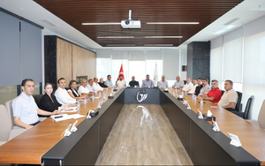 3 Nolu Antep Fıstığı ve Kuruyemiş Meslek Komitesi, Gaziantep Ticaret Borsası'nda Sektörel Toplantı Gerçekleştirdi.